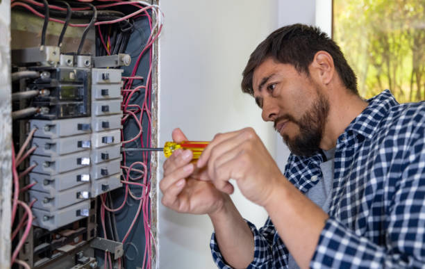 Best Emergency Electrician Near Me  in Venice Gardens, FL